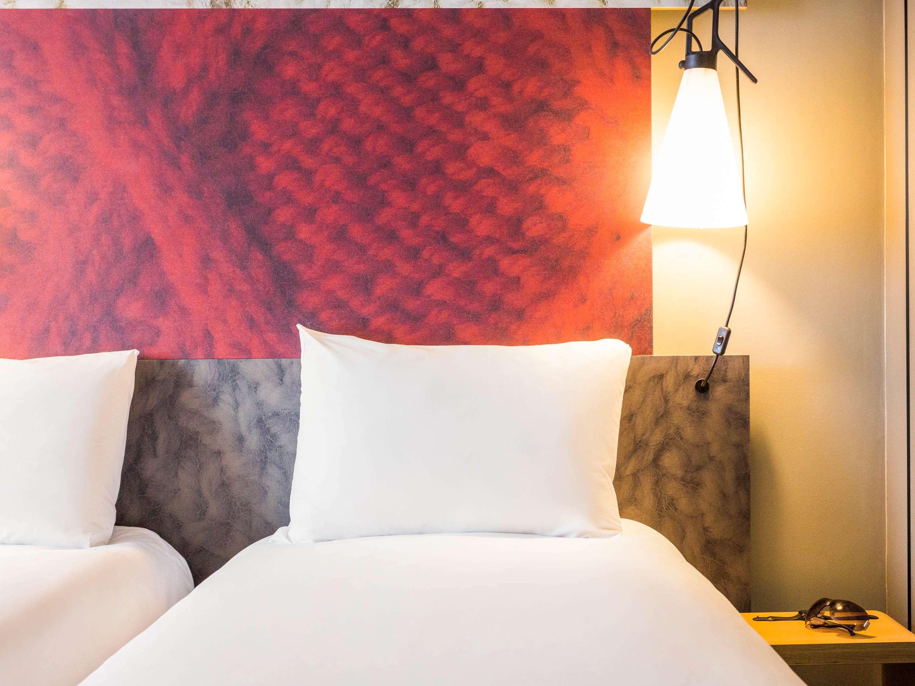 Hotel ibis London Stratford Exterior foto