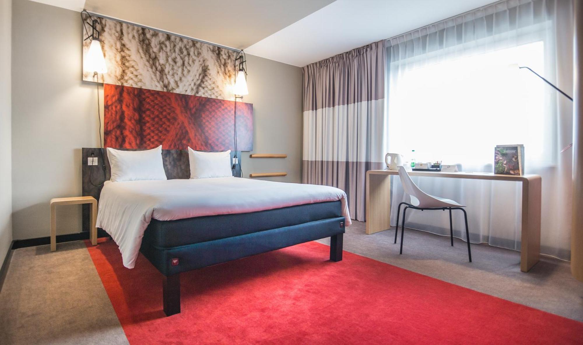 Hotel ibis London Stratford Exterior foto