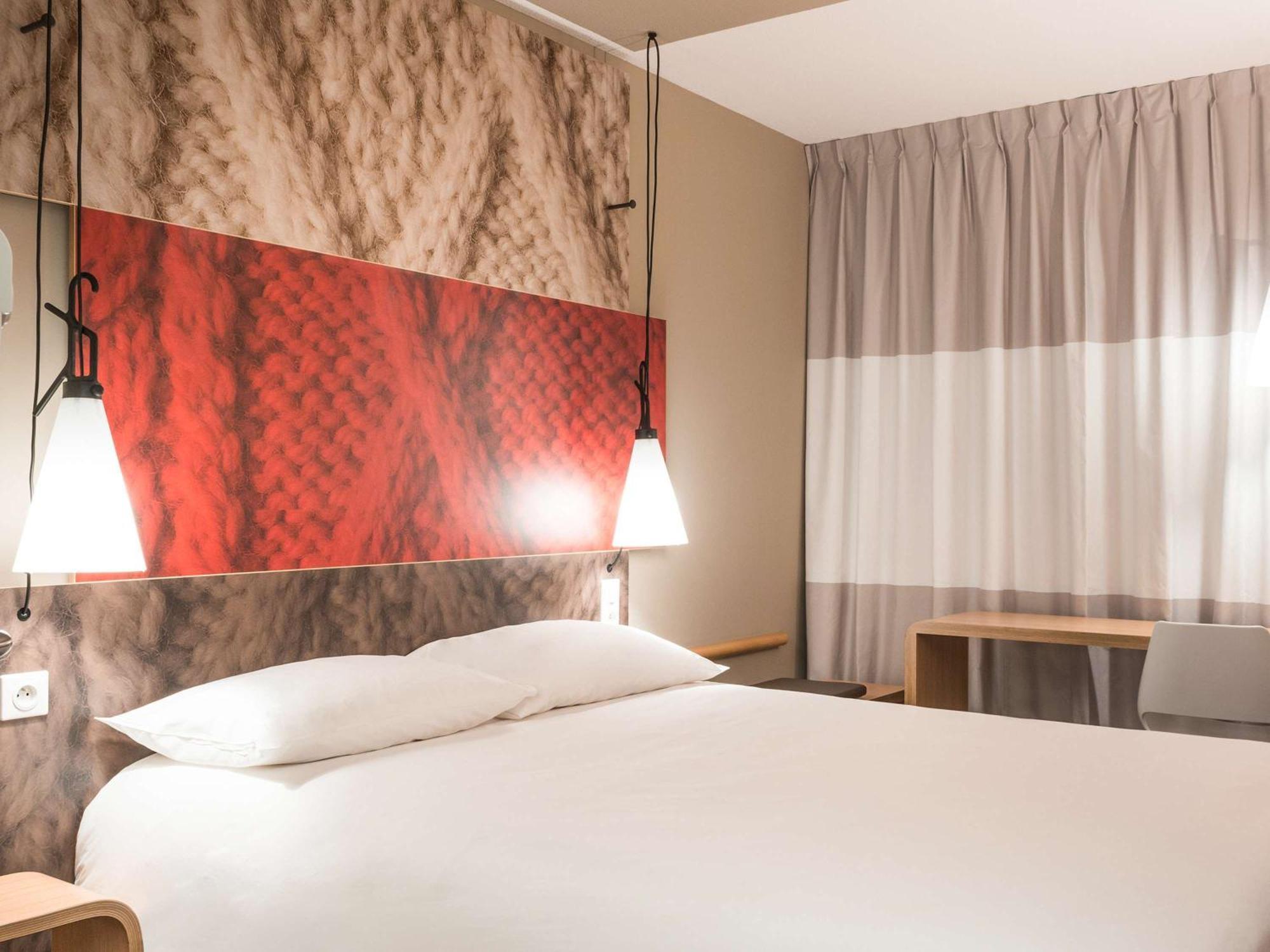 Hotel ibis London Stratford Exterior foto